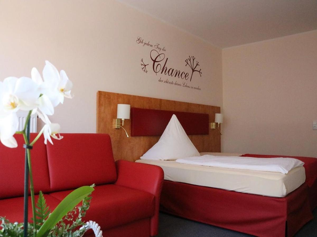 Hotel Haefner Bad Schonborn Exterior photo