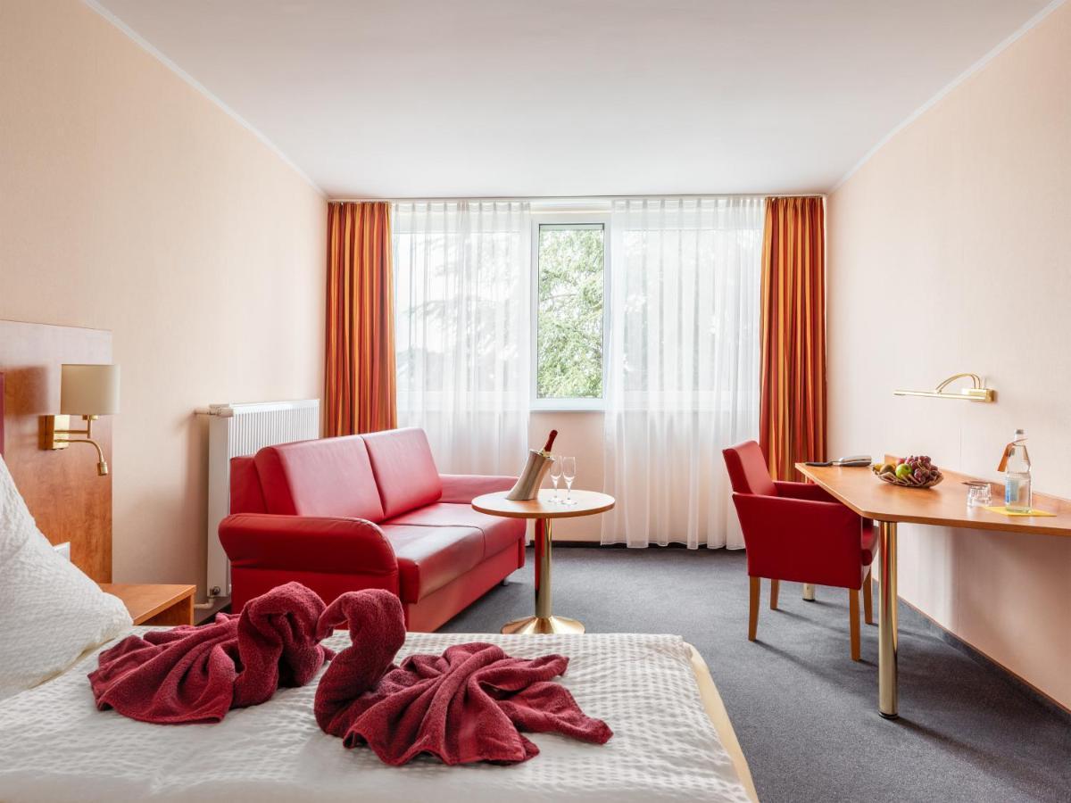 Hotel Haefner Bad Schonborn Exterior photo